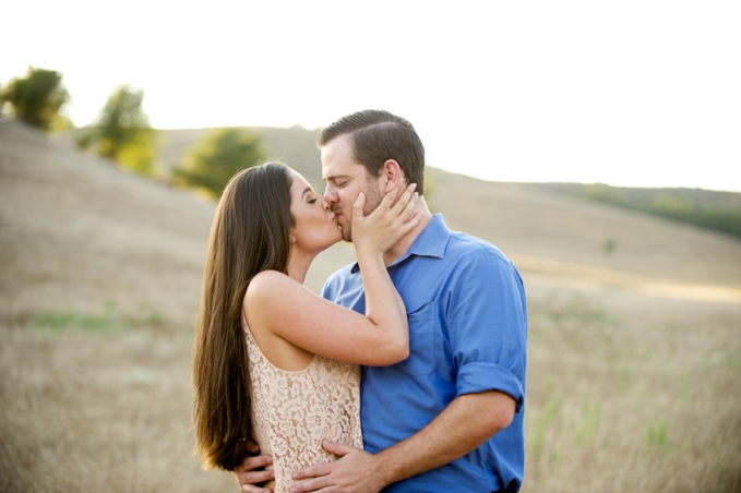 fields, engagement photos, www.davello.com